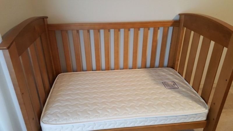 boori classic cot bed